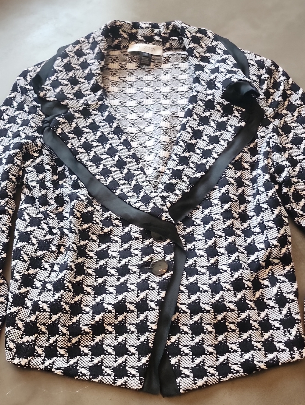 St. John Collection Black & White Houndstooth Satin-Trim Blazer